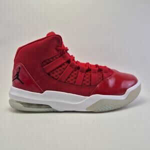 JORDAN "Max Aura" Red Basketball Shoes Mens Size 7.5